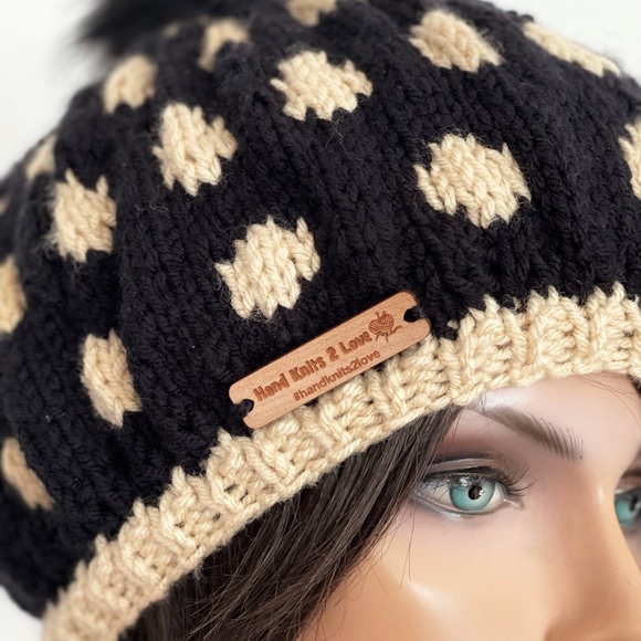 Hand Knits 2 Love Beanie Hat Polka Dots Designer - Picture 6 of 7